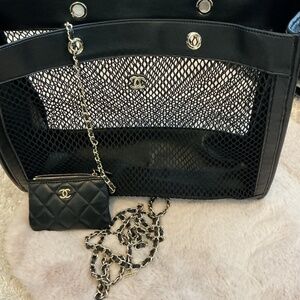 BLACK MESH LARGE TOTE WITH SMALL POUCH AND SHOULDER  CHAIN